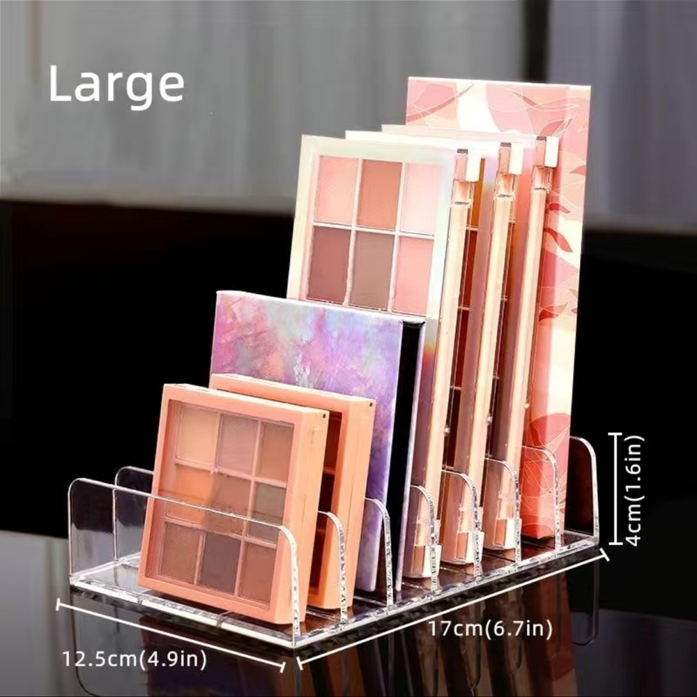 NWOT makeup palette holder - Picture 2 of 5
